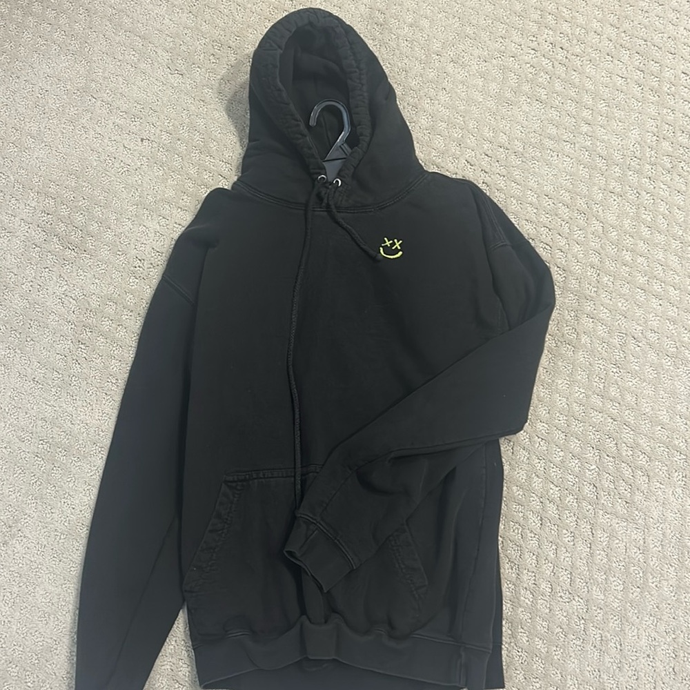 Louis Tomlinson Smiley Hoodie